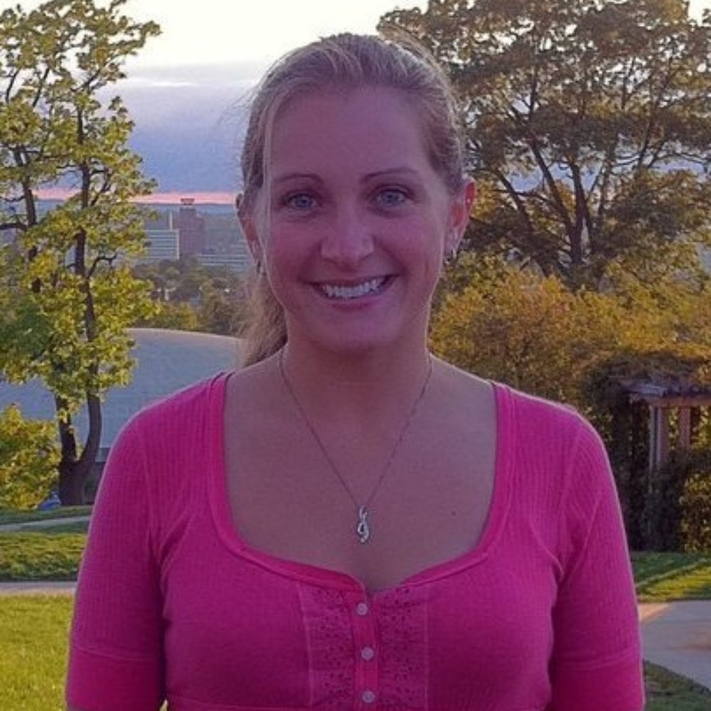 Meet your Posher, Tiffany